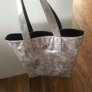 LULULEMON METALLIC PINK LARGE TOTE BAG
